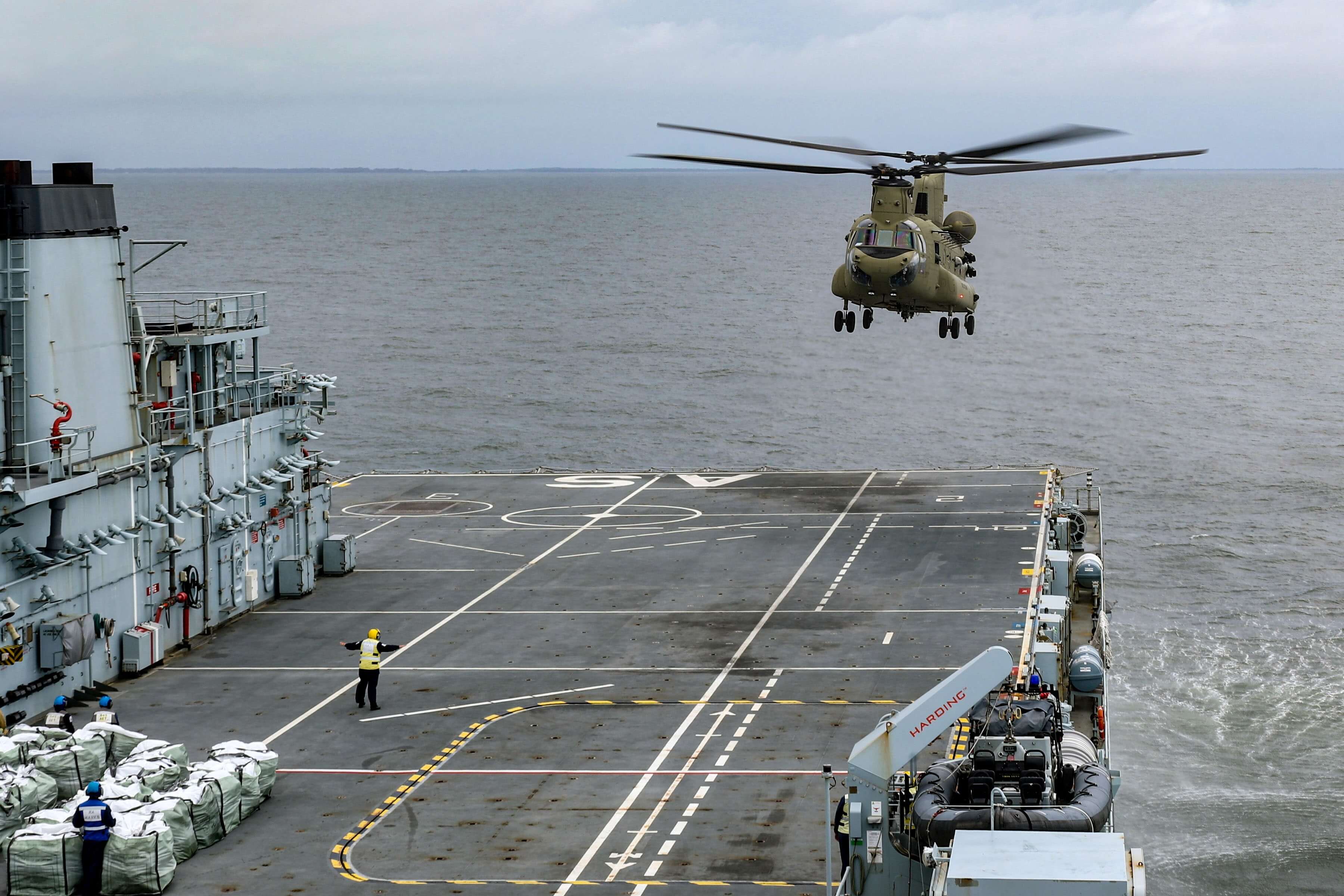 RN Flies crucial disaster relief sorties in Honduras to support the US Military
