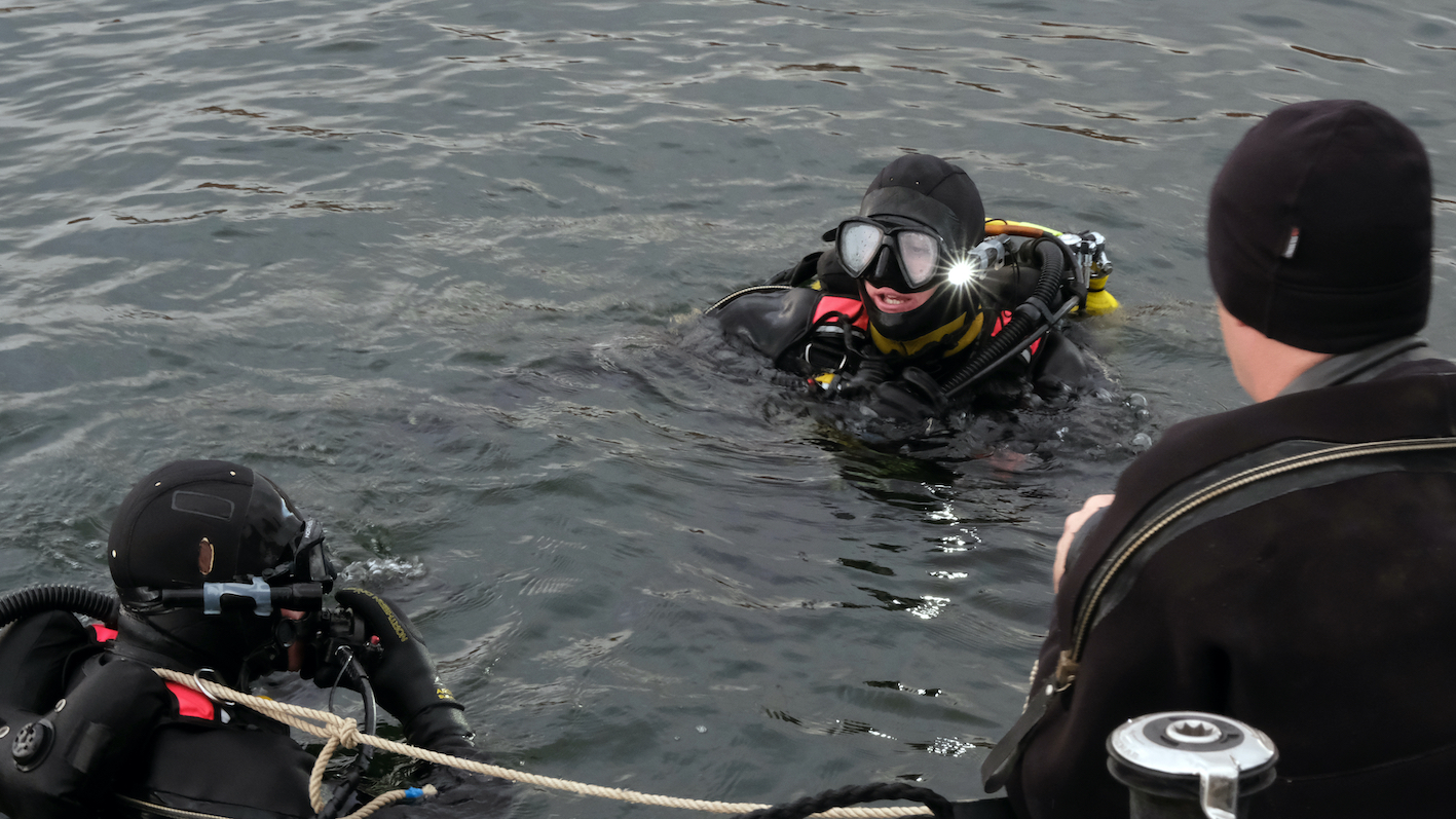 DE S awards diving equipment contract to Lancashire based company