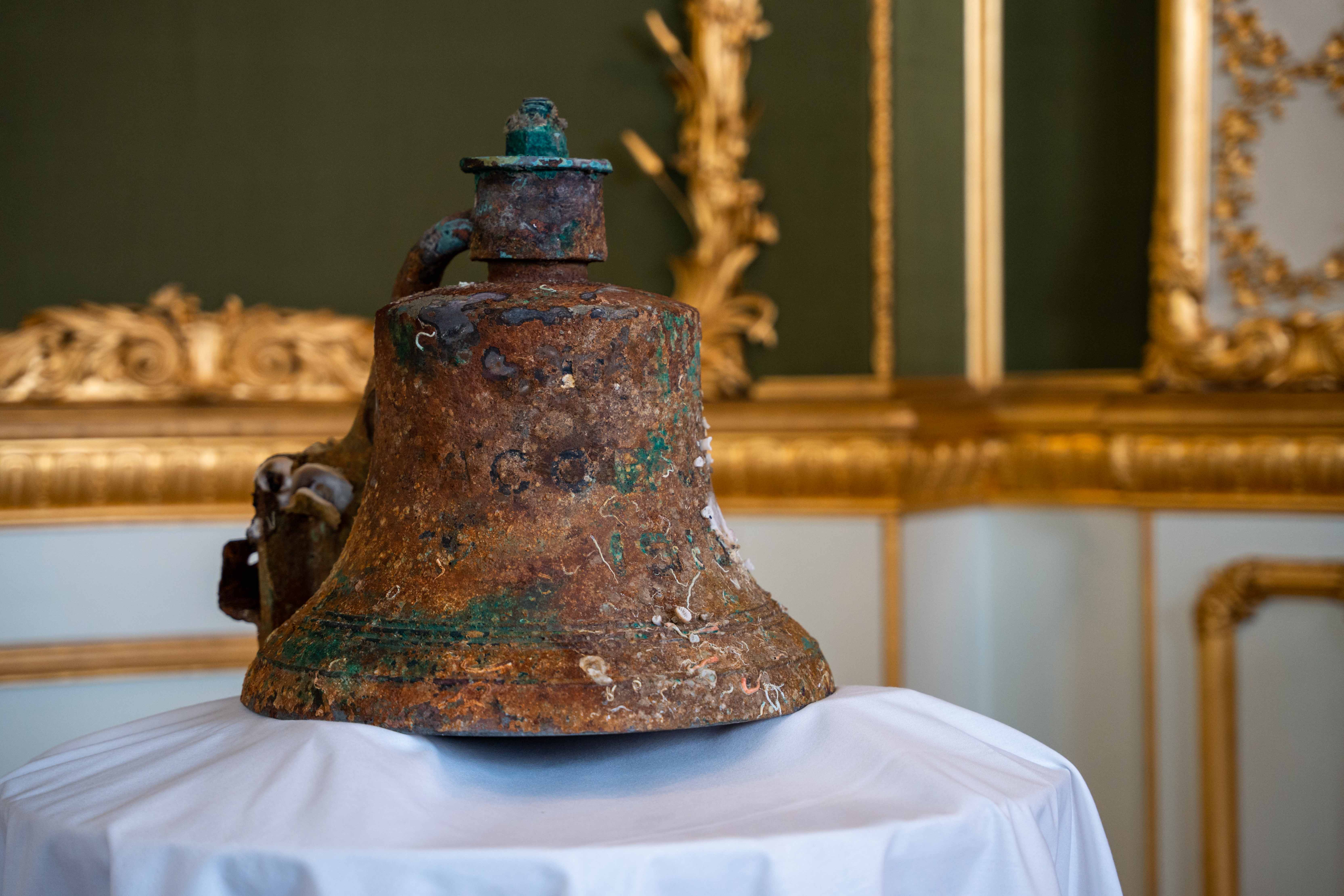 A ship’s bell recovered from the seabed by our Salvage and Marine Operations (SALMO) team has been returned to the US.